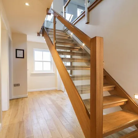 Nyaraló Wrenville *